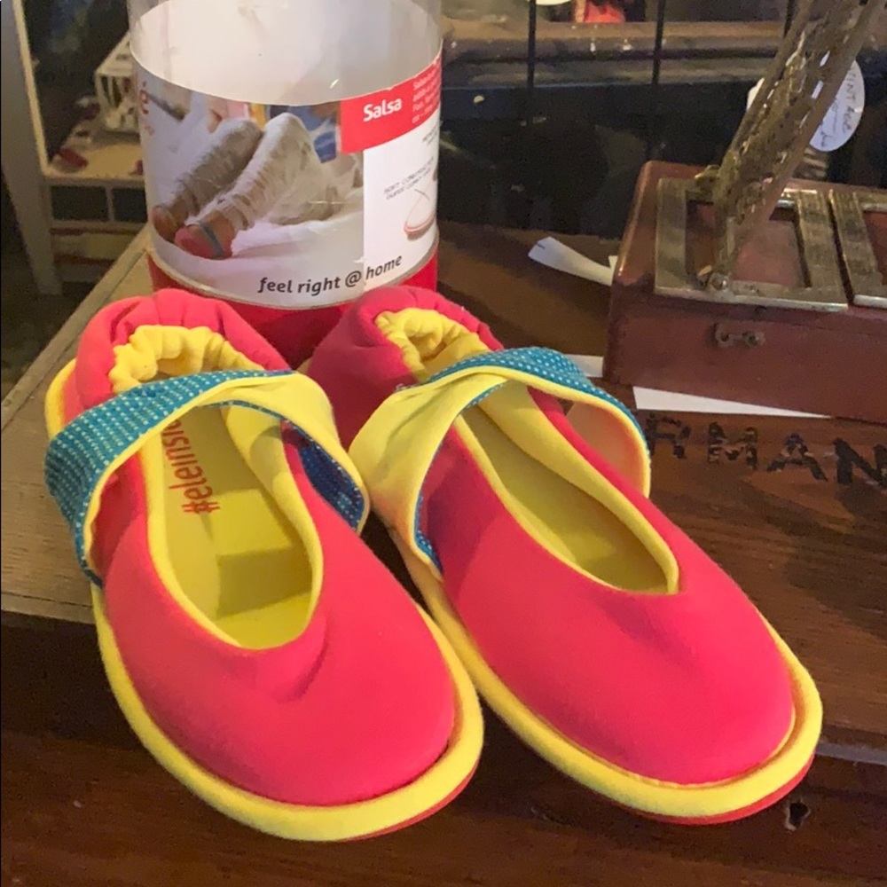 Brand New!Super Soft Ele Insiders Slipper/Shoes😍